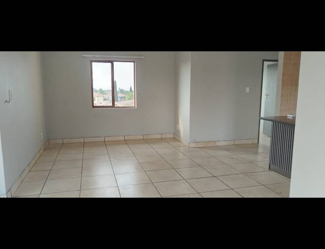 3 BEDROOM PENTHOUSE TO LET IN REYNO RIDGE